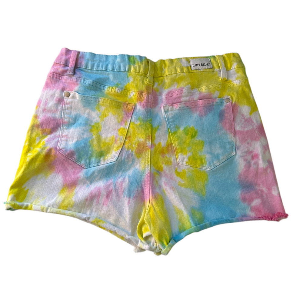 ✨2/$20 Judy Blue Swirl Tie Dye Raw Cut Off Denim Shorts Large Summer Festival - Picture 10 of 16